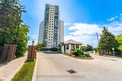 1360 Rathburn Road E 208, Mississauga, On L4w 4h4