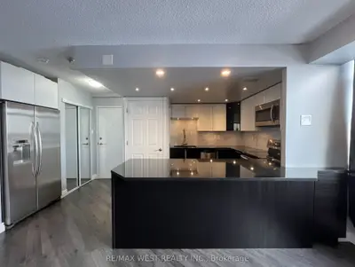 300 Webb Drive 1007, Mississauga, On L5b 3w3