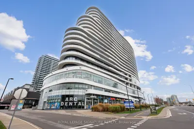 2520 Eglinton Avenue 1702, Mississauga, On L5m 0y4