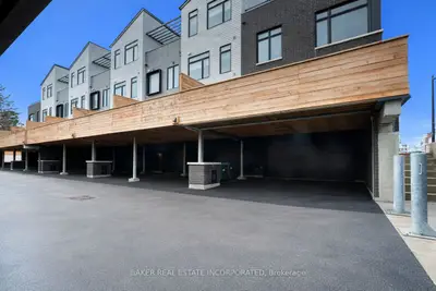 30 Lou Parsons Way 45, Mississauga, On L5h 0b2