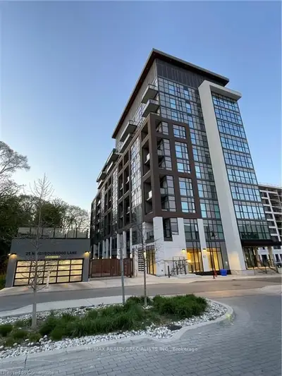 25 Neighbourhood Lane 209, Toronto W07, On M8y 0c3