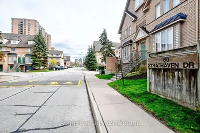 80 Strathaven Drive 22, Mississauga, On L5r 3v9