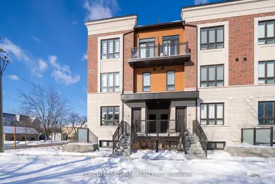 4015 Hickory Drive 2, Mississauga, On L4w 1l1