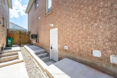 5654 Dolmite Heights Bsmt, Mississauga, On L5m 7b5