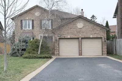 1279 Old English Lane, Oakville, On L6m 2p6