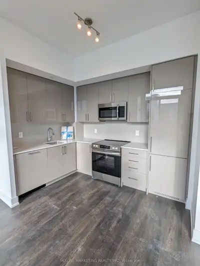 2450 Old Bronte Road 816, Oakville, On L6m 5p6