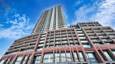 1185 Dupont Street 2211, Toronto W02, On M6h 0g5