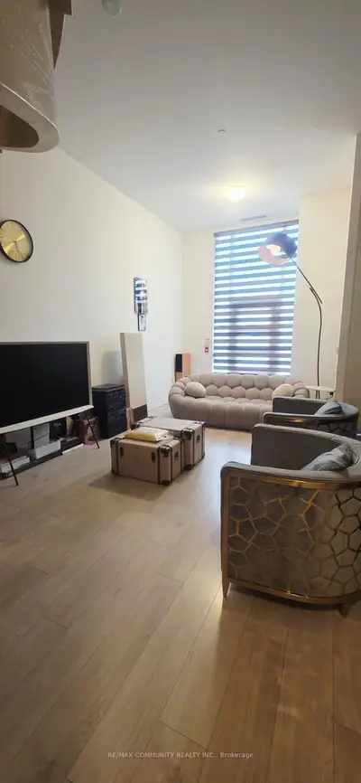 8 Nahani Way 104, Mississauga, On L4z 4j8