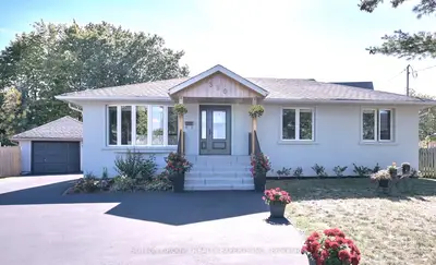 390 Wendall Place, Oakville, On L6k 2m1