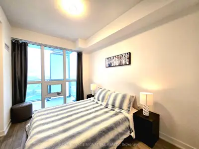 4699 Glen Erin Drive 1505, Mississauga, On L5m 2e5