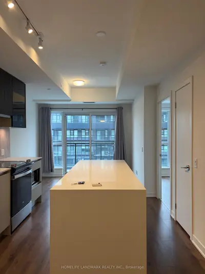 405 Dundas Street W 814, Oakville, On L6m 4p9