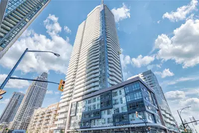 4065 Confederation Parkway 4205, Mississauga, On L5b 4n1