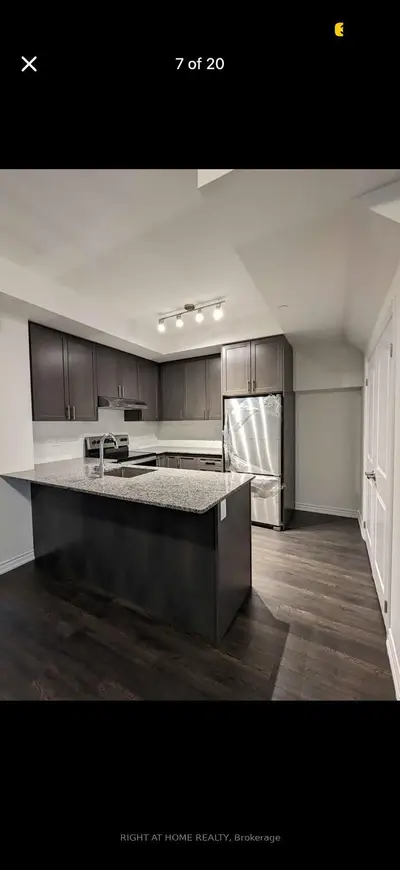 349 Wheat Boom Drive S 213, Oakville, On L6h 7x4