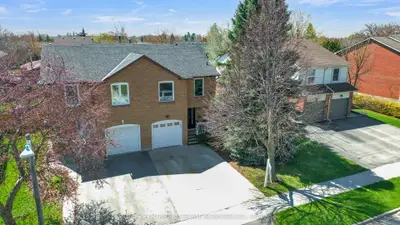 284 Rimmington Drive, Oakville, On L6h 3n5