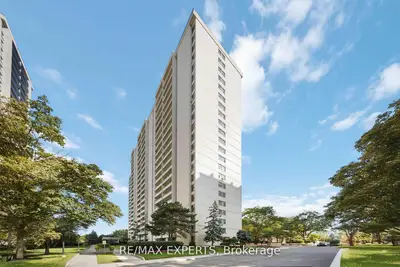 360 Ridelle Avenue 612, Toronto W04, On M6b 1k1