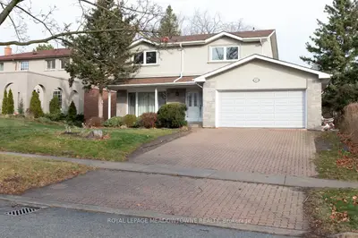 1435 Petrie Way, Mississauga, On L5j 3z7