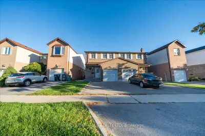 613 Galloway Crescent, Mississauga, On L5c 3r7