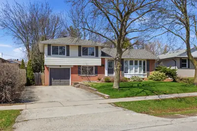 59 Sewell Drive, Oakville, On L6h 1c7