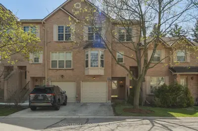 2272 Mowat Avenue 37, Oakville, On L6h 5l8
