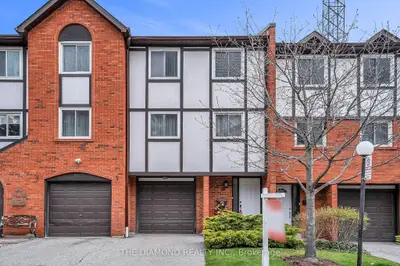 1755 Rathburn Road E 82, Mississauga, On L4w 2m8