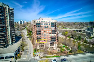 111 Forsythe Street 402, Oakville, On L6k 3j9