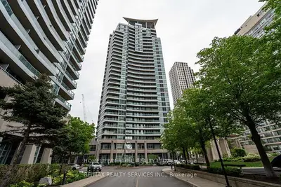 33 Elm Drive W 1403, Mississauga, On L5b 4m2