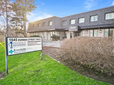 1645 Dundas Street W, Mississauga, On L5c 1e3