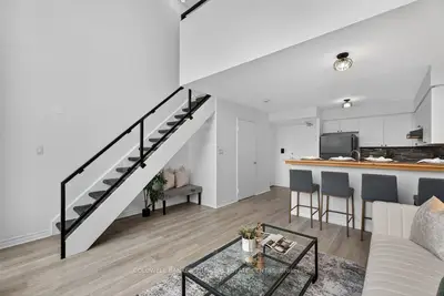 200 Manitoba Street 224, Toronto, On M8y 3y9