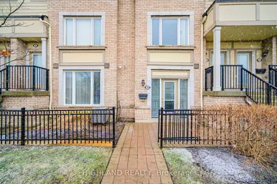 3115 Boxford Crescent 10, Mississauga, On L5m 0x1