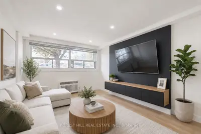 29 Wesley Street 1, Toronto W06, On M8y 2w5