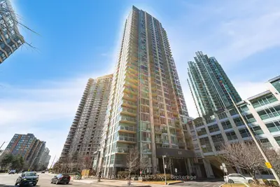 225 Webb Drive 402, Mississauga, On L5b 4p2
