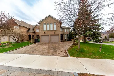 6842 Forest Park Drive Bsmt, Mississauga, On L5n 6x6