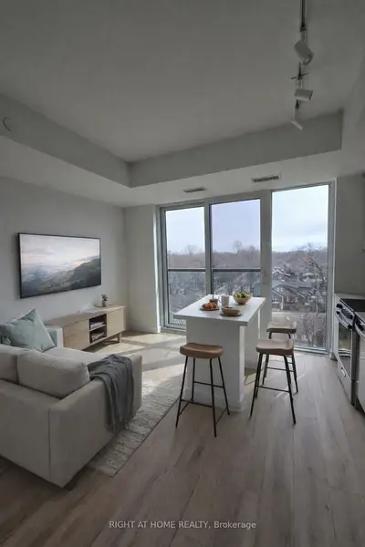 1660 Bloor Street W 808, Toronto W02, On M6p 0c6