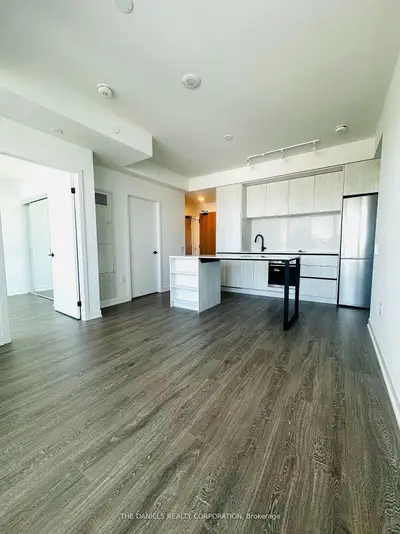 2495 Eglinton Avenue W 909, Mississauga, On L5m 2t2