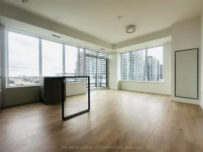 2495 Eglinton Avenue W 615, Mississauga, On L5m 2t2