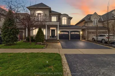 135 Innville Crescent, Oakville, On L6l 0b8