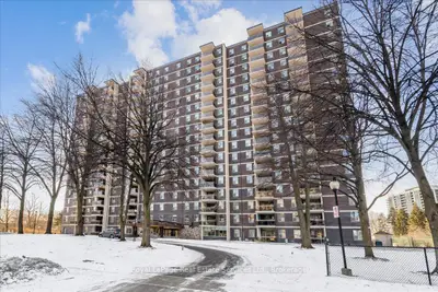 966 Inverhouse Drive 812, Mississauga, On L5j 4b6