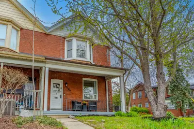 489 Durie Street, Toronto W02, On M6s 3g8