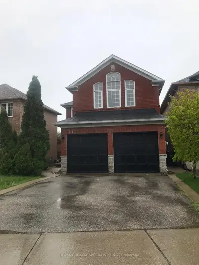 7166 Black Walnut Trail, Mississauga, On L5n 7n5