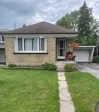 35 Enfield Avenue S, Toronto W06, On M8w 1t6