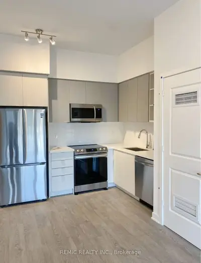 4655 Metcalfe Avenue 201, Mississauga, On L5b 1m5