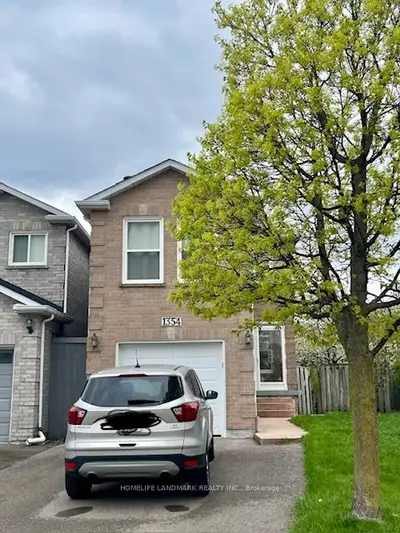 1354 Hazel Mccleary Drive, Oakville, On L6j 7a8