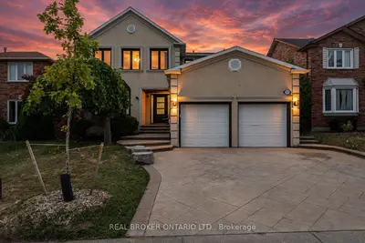 1221 Creekside Drive, Oakville, On L6h 4y8