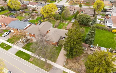 1322 Kelly Road, Mississauga, On L5j 3t9