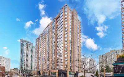 265 Enfield Place 204, Mississauga, On L5b 3y7