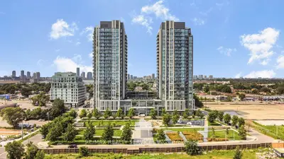 17 Zorra Street 1612, Toronto W08, On M8z 0c8