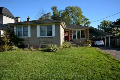 469 Scarsdale Crescent, Oakville, On L6l 3w8