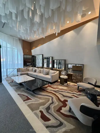 25 Cordova Avenue Ph05, Toronto W08, On M9a 0e5