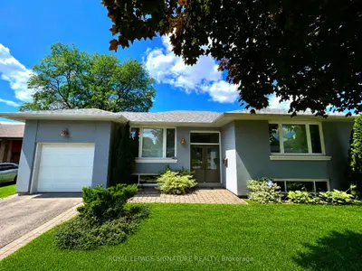 48 Carsbrooke Road, Toronto W08, On M9c 3c5