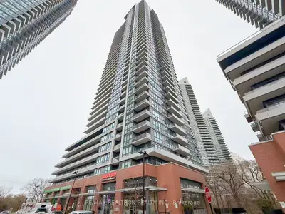 2212 Lake Shore Boulevard W 2201, Toronto W06, On M8v 0c2